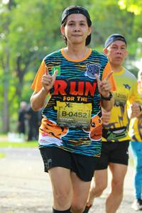 BIB: 1209, 0452
                            <button type="button" onclick="openModal(5123502)" class="btn btn-primary btn-sm float-right btn-popup" data-toggle="modal" data-target=".modal-high-quality">
                        <i class="fas fa-shopping-cart"></i> Add to Cart
                    </button>
                                            <button type="button" onclick="isThisMe(5123502, true)" class="btn btn-success btn-sm float-right btn-popup btn-isme hidden" data-toggle="tooltip" data-placement="bottom" title="นี่คือรูปของคุณใช่ไหม คลิกที่นี่เพื่อเอาเข้าอัลบั้ม">
                        <i class="fas fa-plus"></i> Add to album
                    </button>
                    <button type="button" onclick="isThisMe(5123502, false)" class="btn btn-warning btn-sm float-right btn-popup btn-isnotme hidden">
                        <i class="fas fa-ban"></i> Remove from album
                    </button>